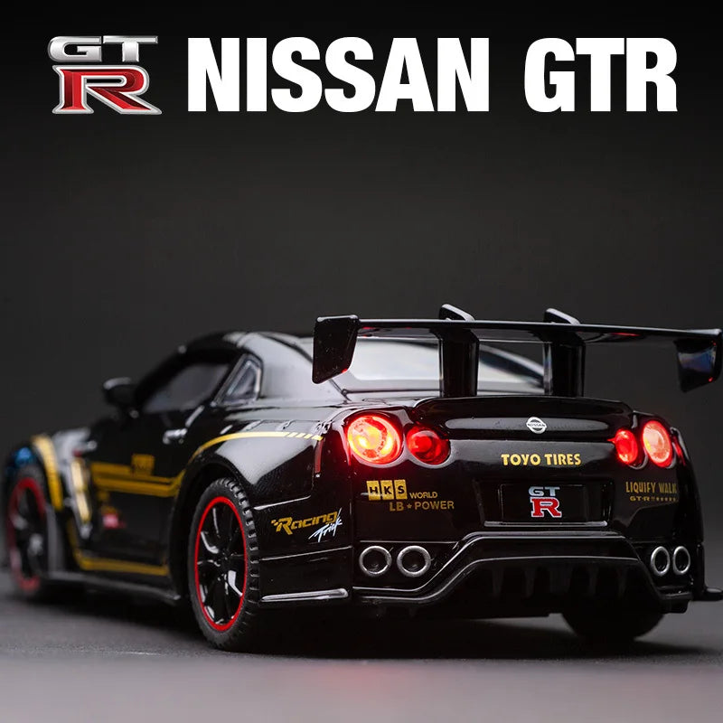 Nissan GT-R R35 Miniatyrbil